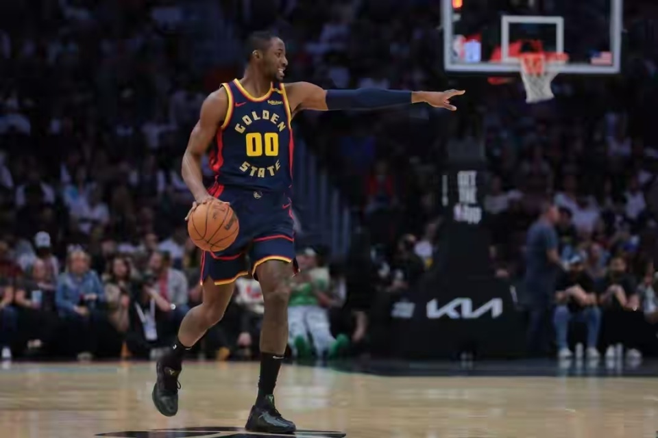 也有自己心, 勇士对于特, 表示