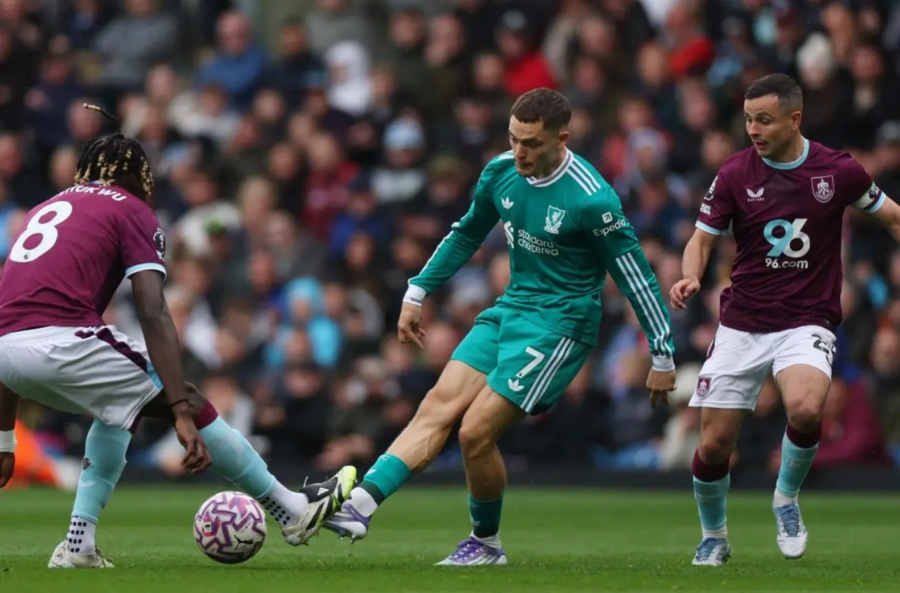 class, 安东尼在禁, 黄变一红被