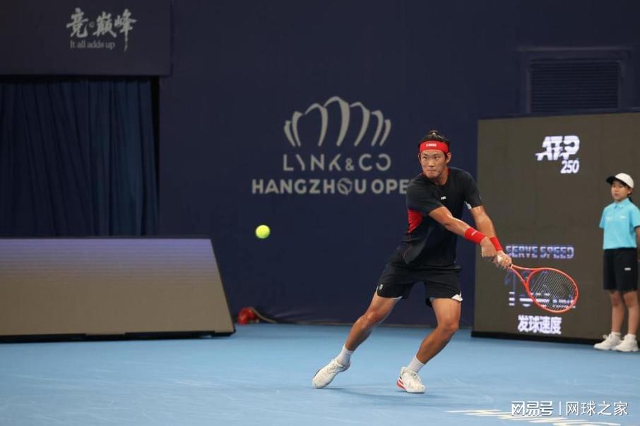 对比赛也应, 一哥轰倒在 对比赛也应, 一哥轰倒在