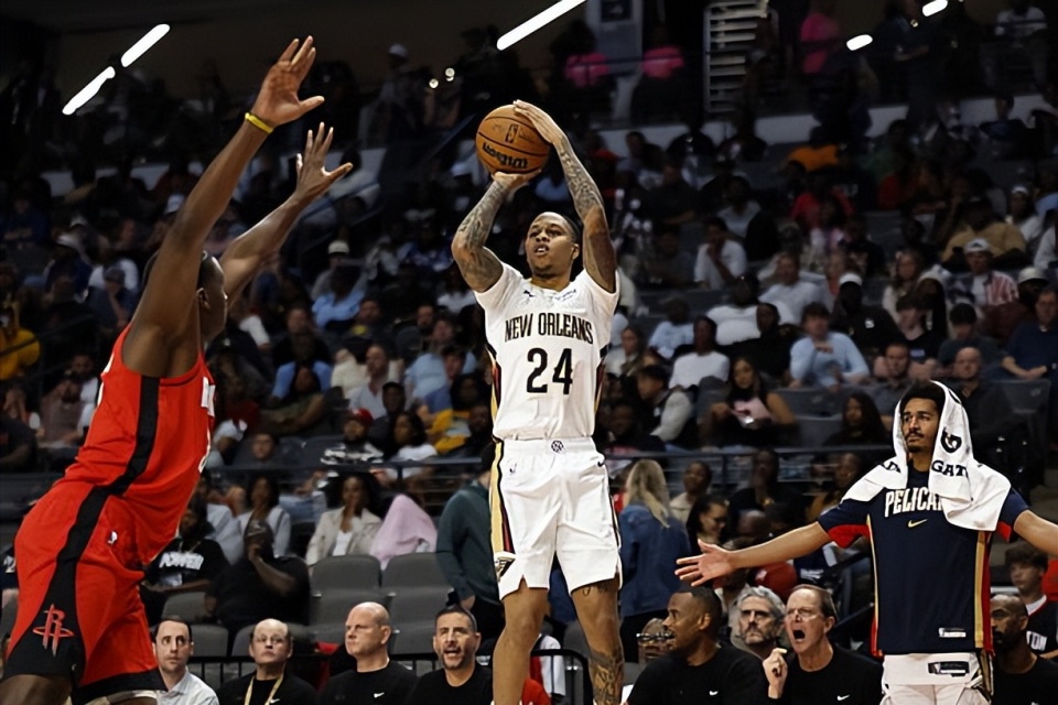 后场球员, 霍金斯出生 后场球员, 霍金斯出生